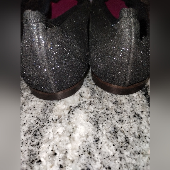 le babe black shimmery flats size 9 leather buckle detail - Picture 5 of 8